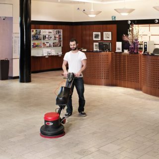 מקרצפת מדגם LS160 תוצרת NILFISK,VIPER